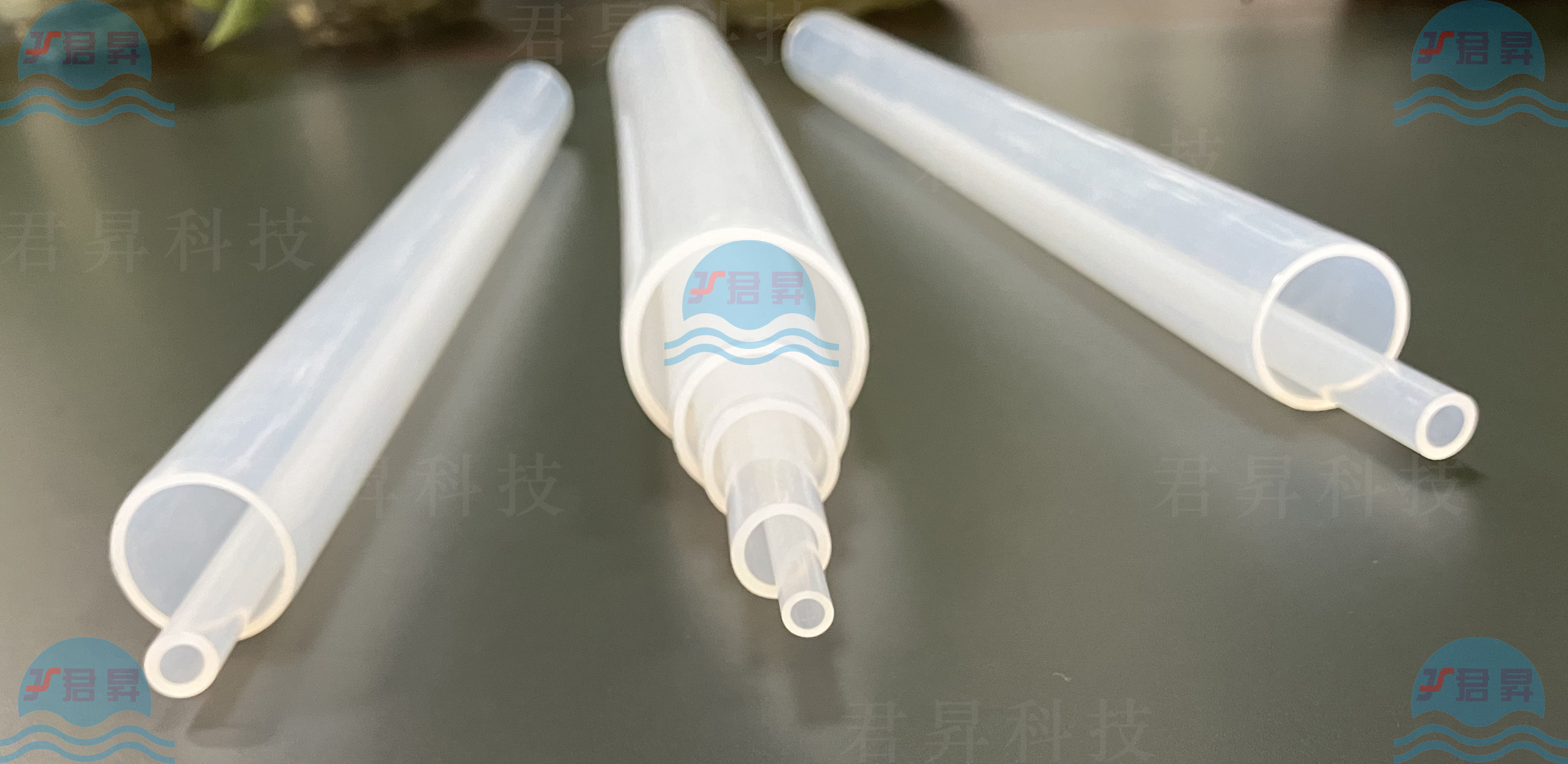 半导体洁净间安装PFA管过程展示